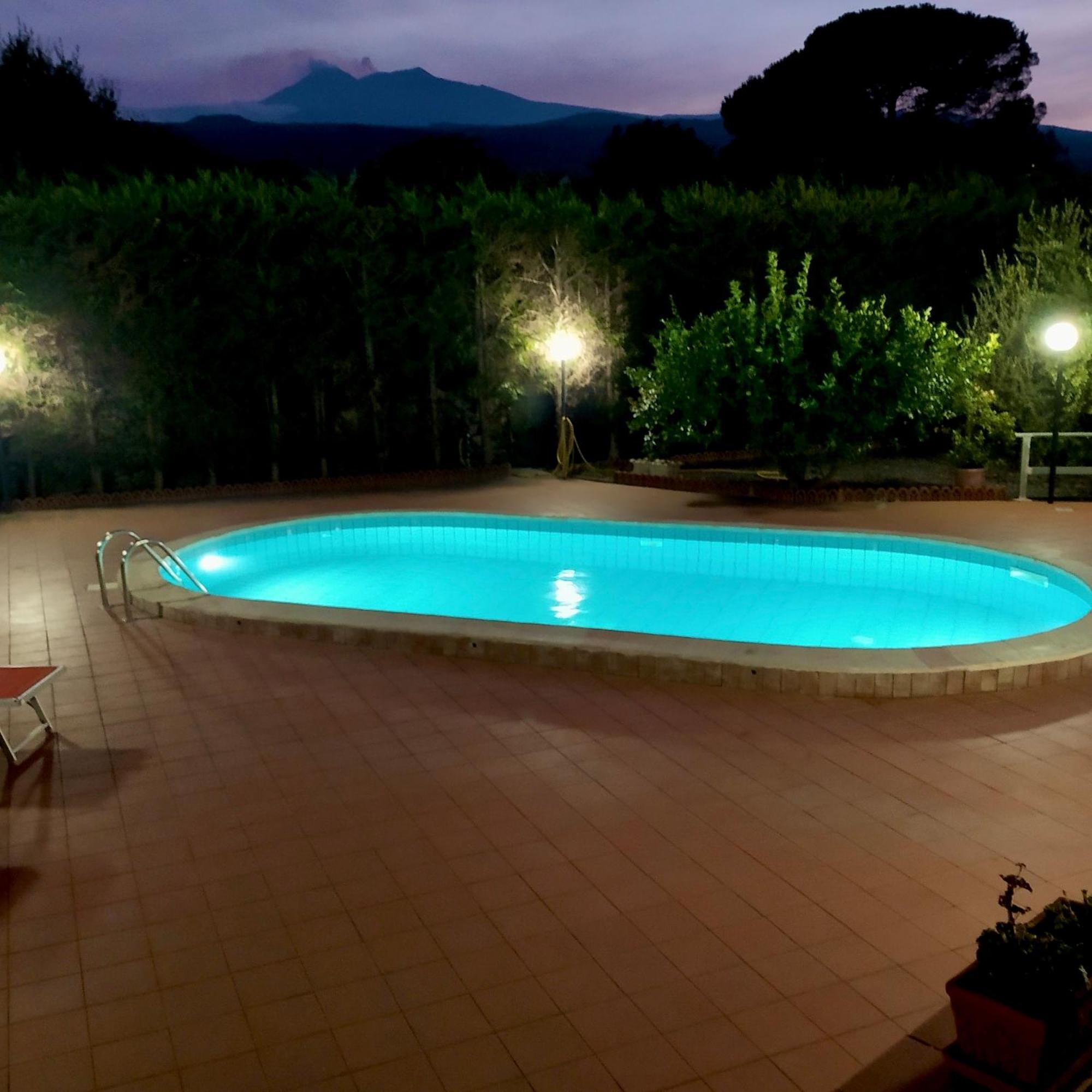 Villa Melany Casa Vacanza Piedimonte Etneo Exterior foto
